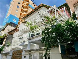 Bán biệt thự 3 tầng trong khu nội bộ sang trọng an ninh quận 1