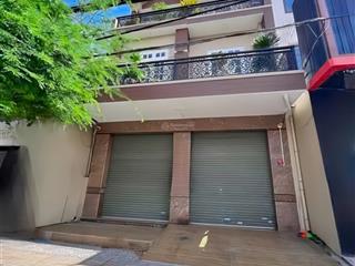Cho thuê nhà mặt tiền lớn, vị trí trung tâm đường 30/4, phường rạch dừa, tp. vũng tàu