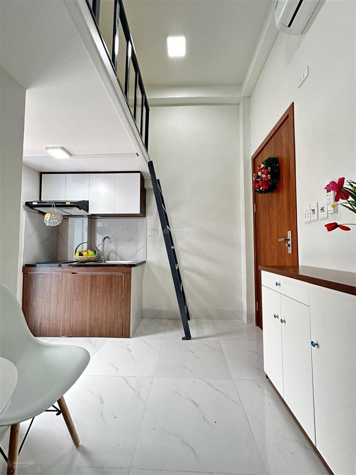 111 triều khúc  gác xép full nội thất  ngay gần trường utt