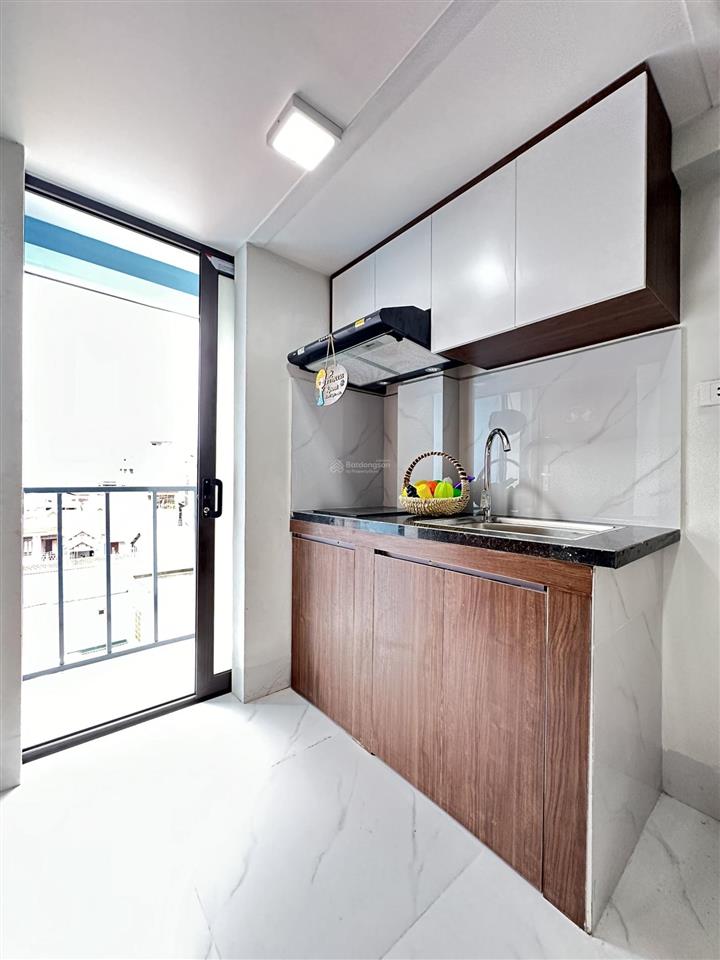 111 triều khúc  gác xép full nội thất  ngay gần trường utt