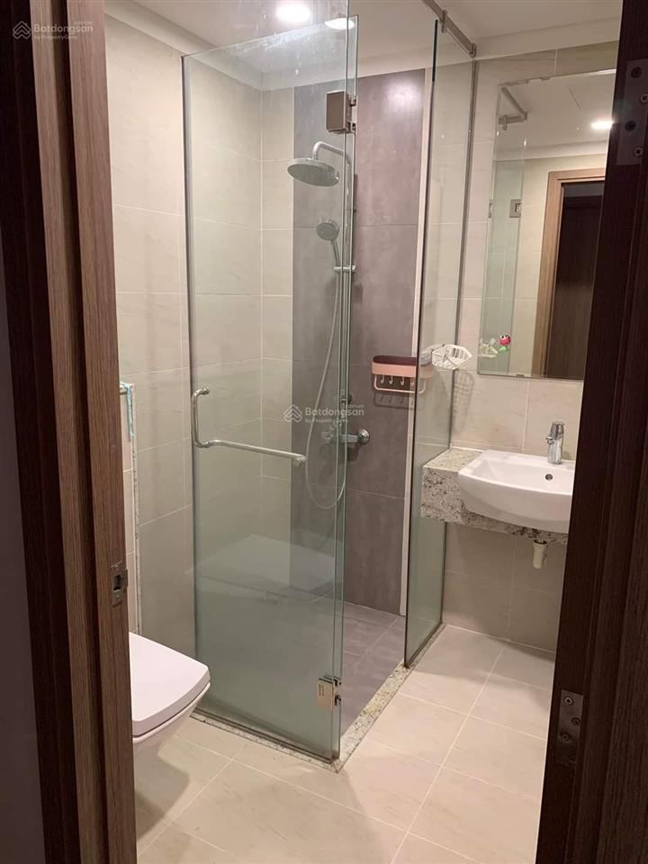 Cần bán căn hộ rivera park q.10, dt 88m2, 2pn, giá 6.8 tỷ,  0931 196 *** thành. nhà đẹp, view đẹp