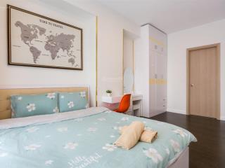 Cần bán căn hộ rivera park quận 10 dt 77m2 2pn 2wc, giá bán 5.65 tỷ . lầu cao view thoáng. ở liền