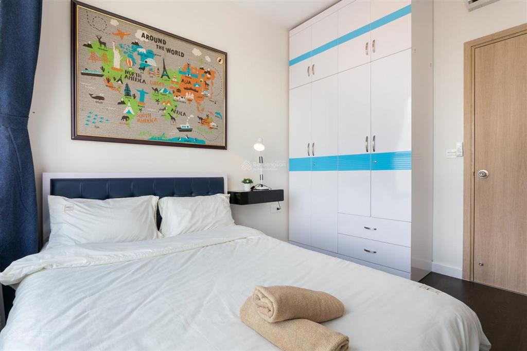 Cần bán căn hộ rivera park quận 10 dt 77m2 2pn 2wc, giá bán 5.65 tỷ . lầu cao view thoáng. ở liền