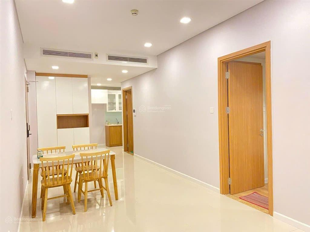 Cho thuê ch 2pn, 2wc, 74m2 giá rẻ 15 triệu tại rivera park sài gòn  q10, nhà đẹp.  0931 196 ***