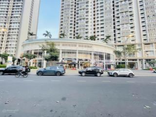 Cần bán gấp shop m7 midtown (mặt tiền sông & sakura park).  o902719786
