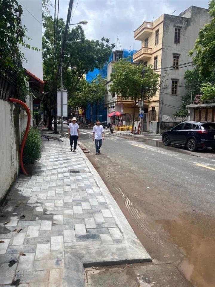 Bán nhà 3 tầng mặt phố phú xá vỉa hè kinh doanh 104 m2 mt 5 m chỉ 26.x 0948 031 ***