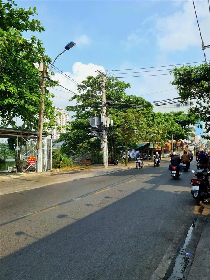 Bán gấp nhà mt đường lâm văn bền ngang 7,5 nở hậu 7,8x43,3 giá 30tỷ đang có dòng tiền 55triệu/tháng
