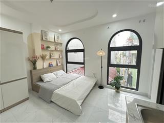 Tòa ccmn/chdv  cầu giấy  hoàng quốc việt  140m2  6 tầng  giá 27 tỷ  dòng tiền 115tr/tháng