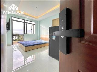 Căn studio đầy đủ nội thất, tv  ban công lớn mặt tiền