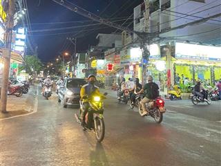 Nhà mặt tiền  thủ đức  2 tầng  2pn  kinh doanh đa ngành nghề  ngay đại học ngân hàng