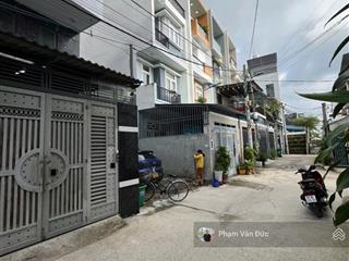 Bán nhà trệt lầu hẻm xe hơi giá đầu tư 4.3 tỉ sát ql 13 . hiệp bình phước . thủ đức