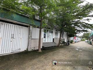 Bán nhà 4 lầu sát kđt vạn phúc . nhà mới ở ngay . dt 82 m (5.3 x15 ) giá 8.5 tỉ thương lượng