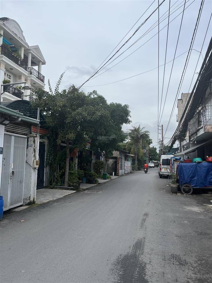 Lô đất mặt tiền đường thông kdc hồng long, kinh doanh buôn bán. dt đẹp 120m2 (6.5x18) giá đầu tư