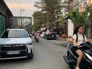 Lô đất mặt tiền đường thông kdc hồng long, kinh doanh buôn bán. dt đẹp 120m2 (6.5x18) giá đầu tư