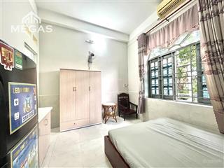 Phòng full nội thất & tiện nghi  rộng rãi  có cửa sổ thoáng mát quận 12