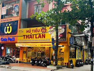Cần cho thuê mặt bằng phố hàng thùng  hoàn kiếm dt 30m2 mặt tiền 15m lô góc siêu đẹp