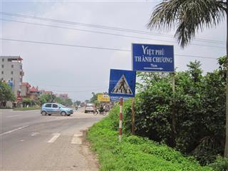 Bán lô đất mặt đường ql35  sóc sơn
diện tích 135m2, mặt tiền 4,5 m
địa chỉ thôn phú cường, minh