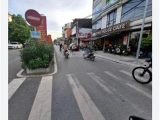 Kinh doanh ổn định đại mỗ 6 tầng thang máy. dòng tiền hàng tháng