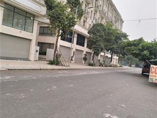 Bán đất dv vạn phúc  50m2  mặt tiền 5m  vỉa hè 3m. ô tô dừng đỗ ngày đêm