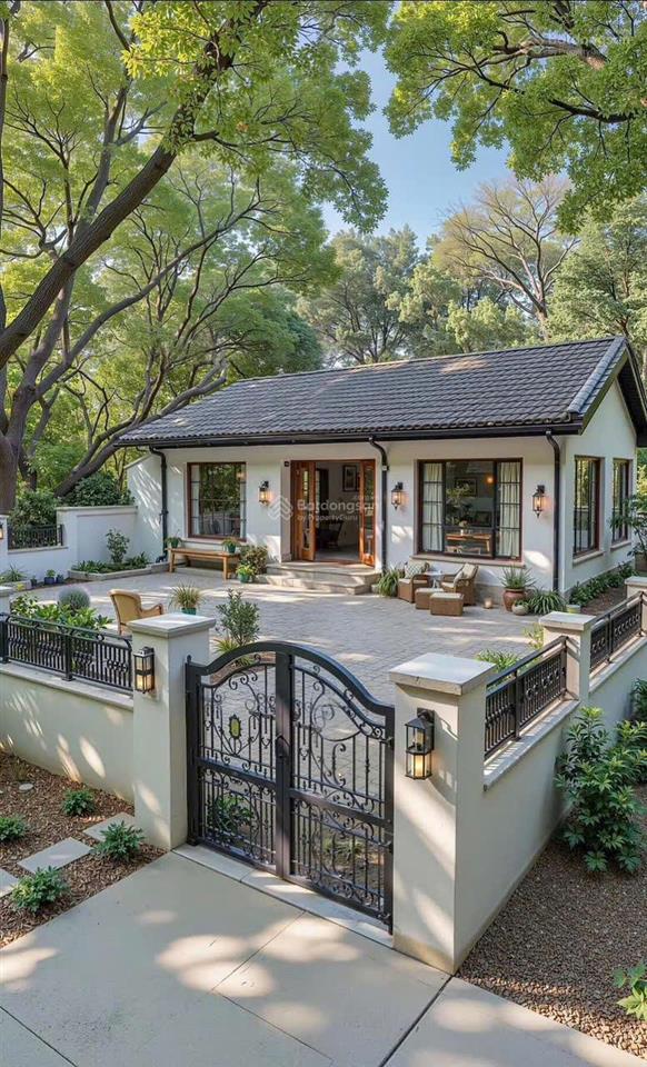 Gia đình cần tiền bán lô đất 150m2 trục chính xã, đường ô tô tránh nhau giá chỉ nhỉnh 14tr/m2