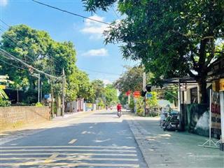 Bán gấp mảnh đất ngay mặt đường trục chính thôn đồng bài, lương sơn, phú thọ