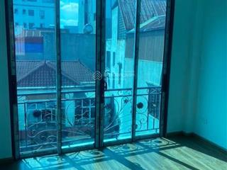 Cần bán gấp căn nhà siêu đẹp ở mỗ lao, hđ, ô tô đỗ cách nhà vài chục mét. giá 7.7tỷ có tl
