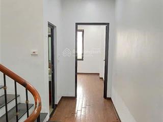Bán nhà dân xây kiên cố, tỉ mỉ ở ngô thì nhậm, hà đông, cách 50m ra phố. gía 8 tỷ có tl