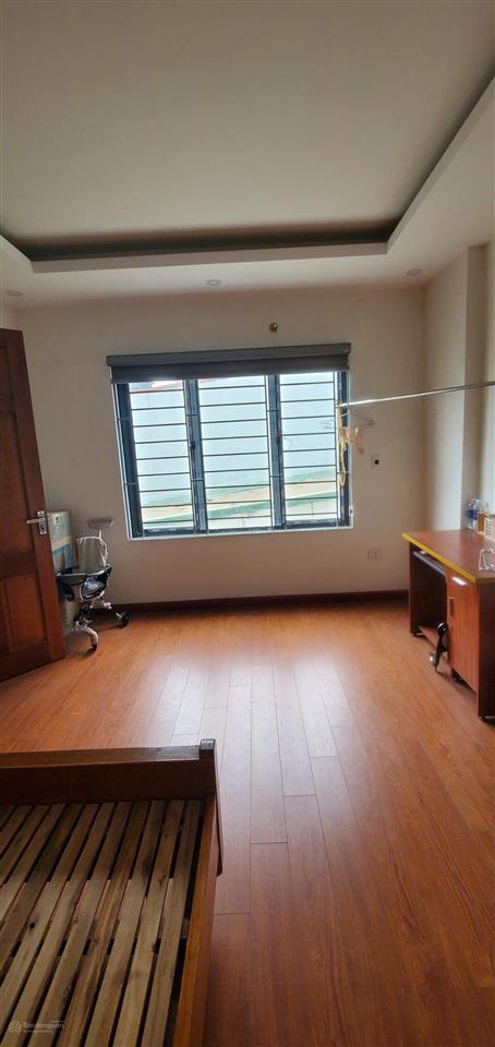 Chủ nhà cần tiền nên cần bán gấp căn nhà full nt ở xa la, ô tô đỗ gần. gía 6tỷ có tl