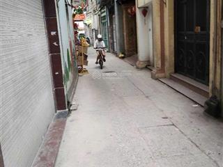 Bán nhà phố quan nhân, nhân chính | 30m², 5 tầng, 10 bước ra phố, giá 8 tỷ