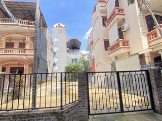 Đất đẹp tứ liên  mặt tiền rộng, hiếm còn sót lại tây hồ