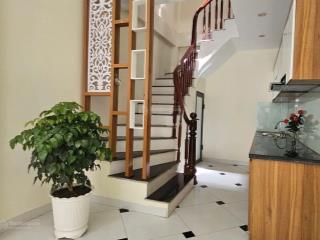 Bán nhà 5 tầng, 40 m, đẹp kđt xa la, kiến hưng, hà đông, nhỉnh 5 tỷ.