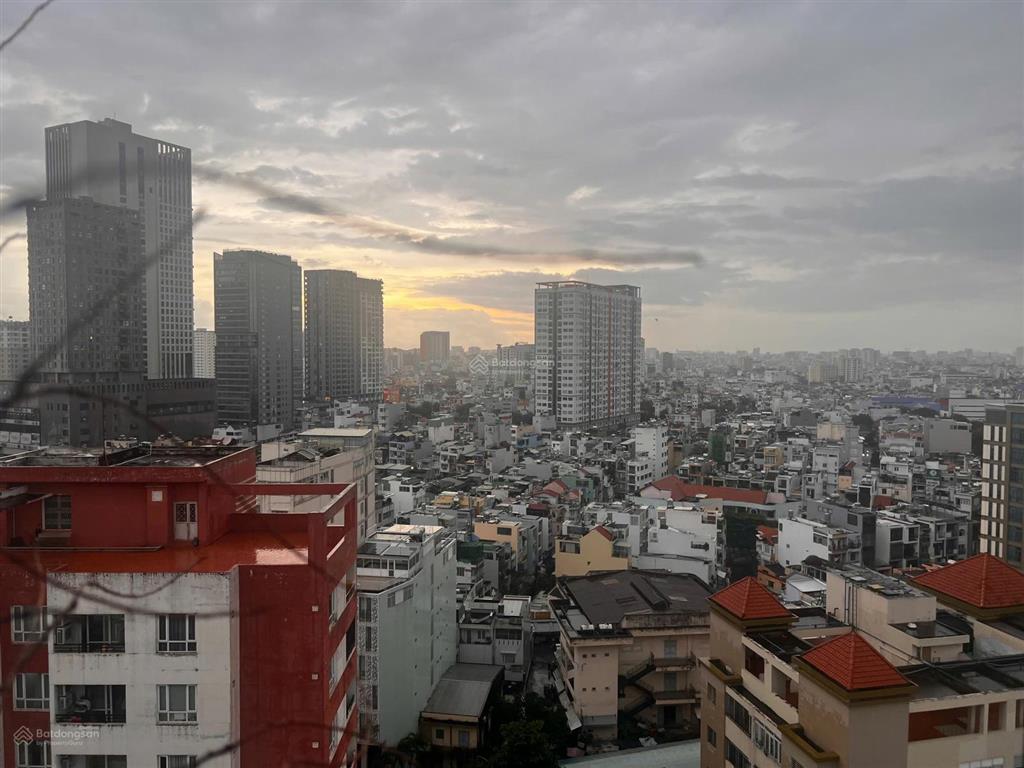 Bán căn hộ 2 phòng ngủ vị trí giáp cầu sg, ga tàu tân cảng cc thế kỷ 21, bình thạnh.