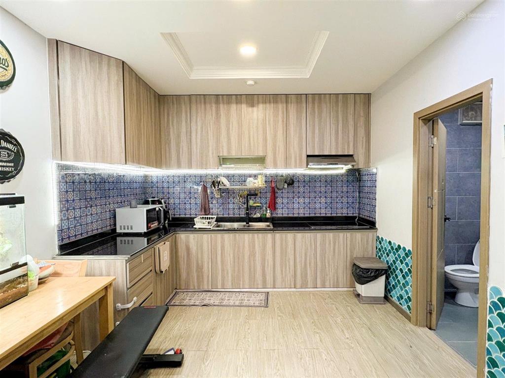 Bán căn hộ 2 phòng ngủ vị trí giáp cầu sg, ga tàu tân cảng cc thế kỷ 21, bình thạnh.