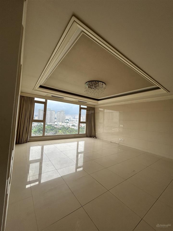 Bán nhanh căn hộ view hồ văn thánh vĩnh viễn cc cantavil hoàn cầu.  em vy 0768 291 ***