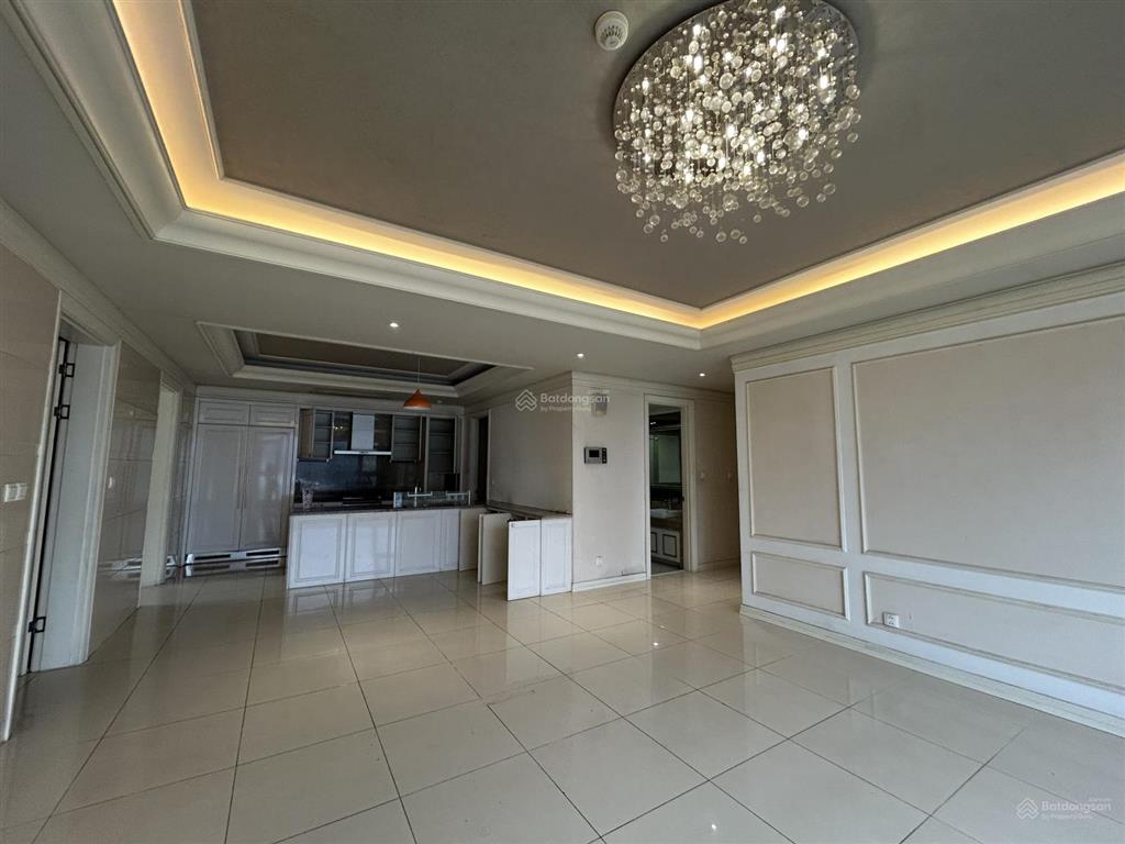 Bán nhanh căn hộ view hồ văn thánh vĩnh viễn cc cantavil hoàn cầu.  em vy 0768 291 ***