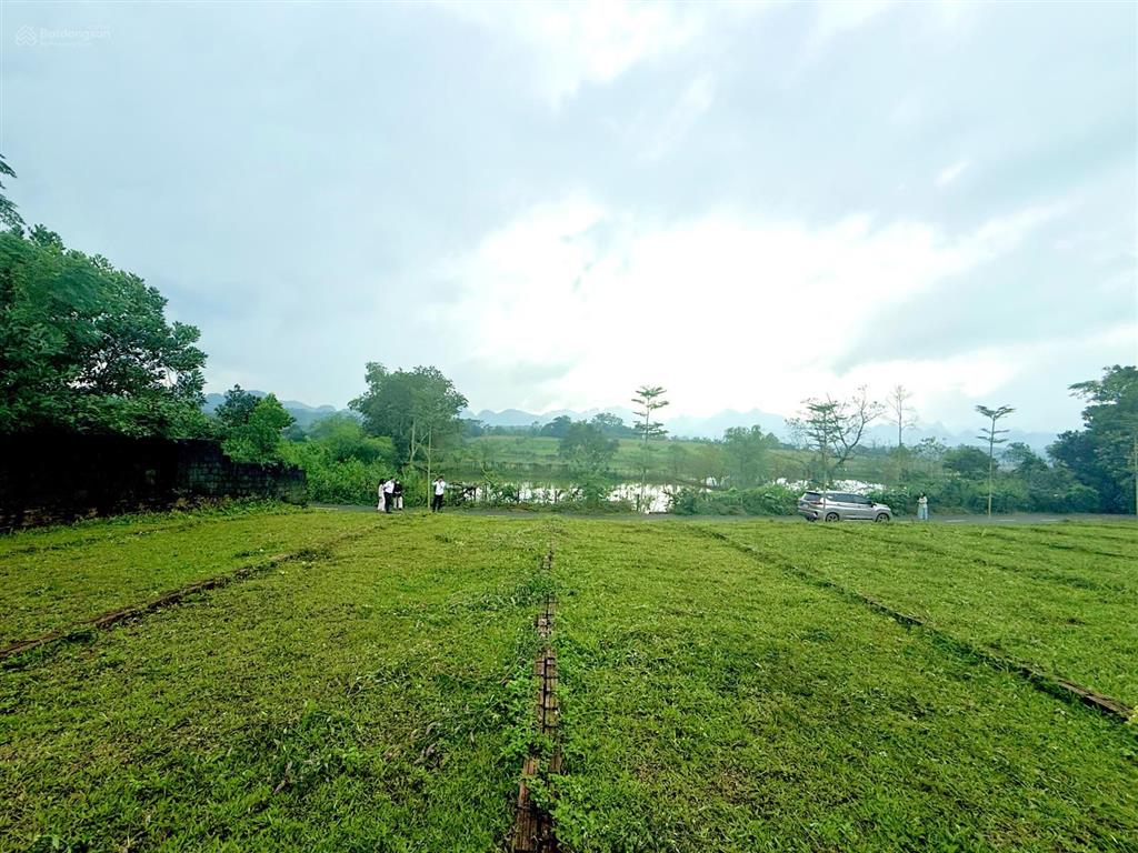 Bán đất view hồ tại ba hàng đồi lạc thuỷ hoà bình, 720 triệu, 107.8m2, nhiều tiện ích hấp dẫn!