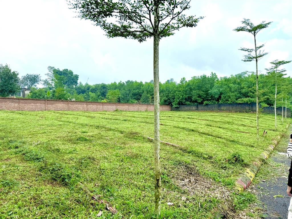 Bán đất view hồ tại ba hàng đồi lạc thuỷ hoà bình, 720 triệu, 107.8m2, nhiều tiện ích hấp dẫn!