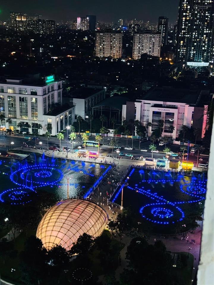 Em cần bán gấp căn hộ 03 phòng ngủ có chỗ để ô tô vĩnh viễn rộng 117m2 giá chỉ 13 tỷ x  0354 864 ***