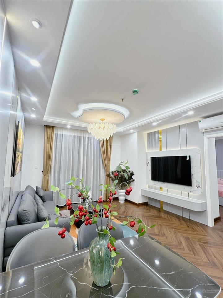 E cần bán gấp căn 2 phòng ngủ giá chỉ 8 tỷ 850   xem nhà 24/7 0354 864 ***