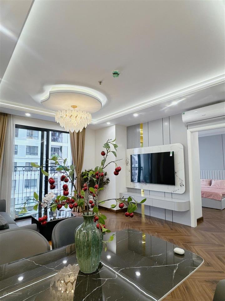 E cần bán gấp căn 2 phòng ngủ giá chỉ 8 tỷ 850   xem nhà 24/7 0354 864 ***