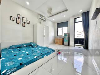Studio ban công  bếp xa giường  full nội thất  ngay vòng xoay đa kao  giáp q1, q2