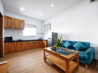 Studio tách bếp  full nt  thang máy/ hầm xe  free dọn phòng  chỉ tính điện  ngay cv phú nhuận