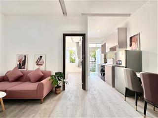 Cho thuê 1 phòng ngủ ban công thoáng luxury, ngay cầu giấy, xuân thuỷ, quan hoa