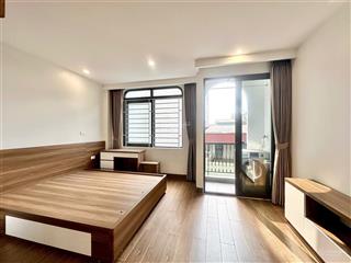 Cho thuê 1n1k ban công, cửa sổ rộng rãi mới 100% full nội thất ngay vincom trần duy hưng