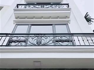 Bán nhà cạnh chợ tân lập, đan phượng. nhà 32m2 xây riêng 5 tầng, hoàn thiện sẵn vào ở ngay