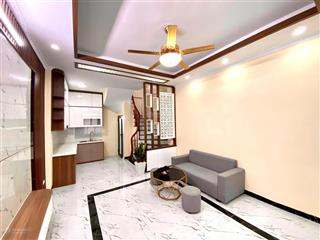 Bán nhà 5 tầng trạm trôi, hoài đức. đơn lập 32m2 cạnh chợ giang xá. nội thất 99% sẵn vào ở ngay