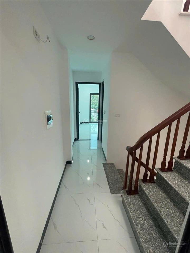 Bán nhà 6 phòng ngủ lai xá, hoài đức. diện tích 38m2 xây dựng 5 tầng. cách 120m đến chợ, quốc lộ 32