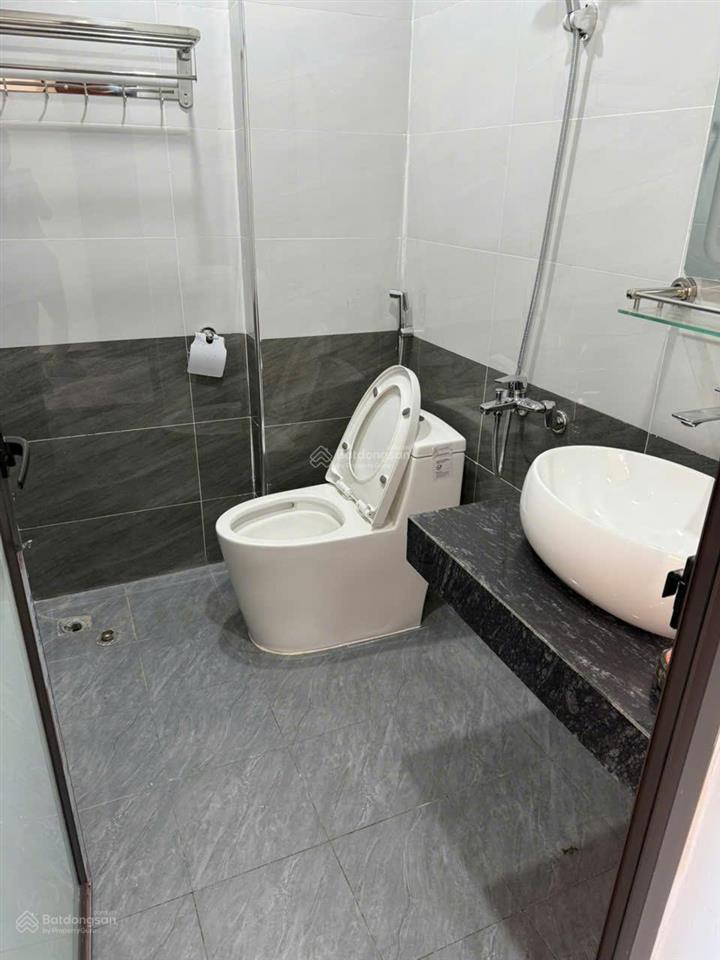 Bán nhà 7 tầng lai xá, hoài đức. thiết kế 10 phòng khép kín full nội thất, dòng tiền 40tr/tháng