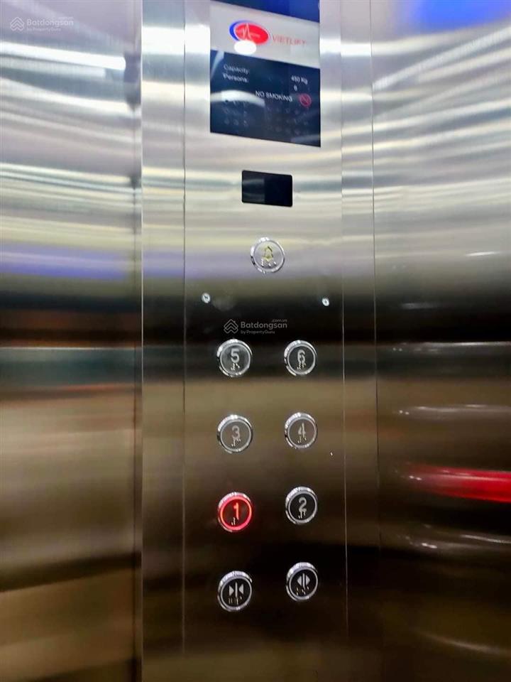 Bán nhà 50m2 di trạch, hoài đức. đơn lập 6 tầng, gara ôtô riêng. thang máy lắp sẵn, nội thất đầy đủ