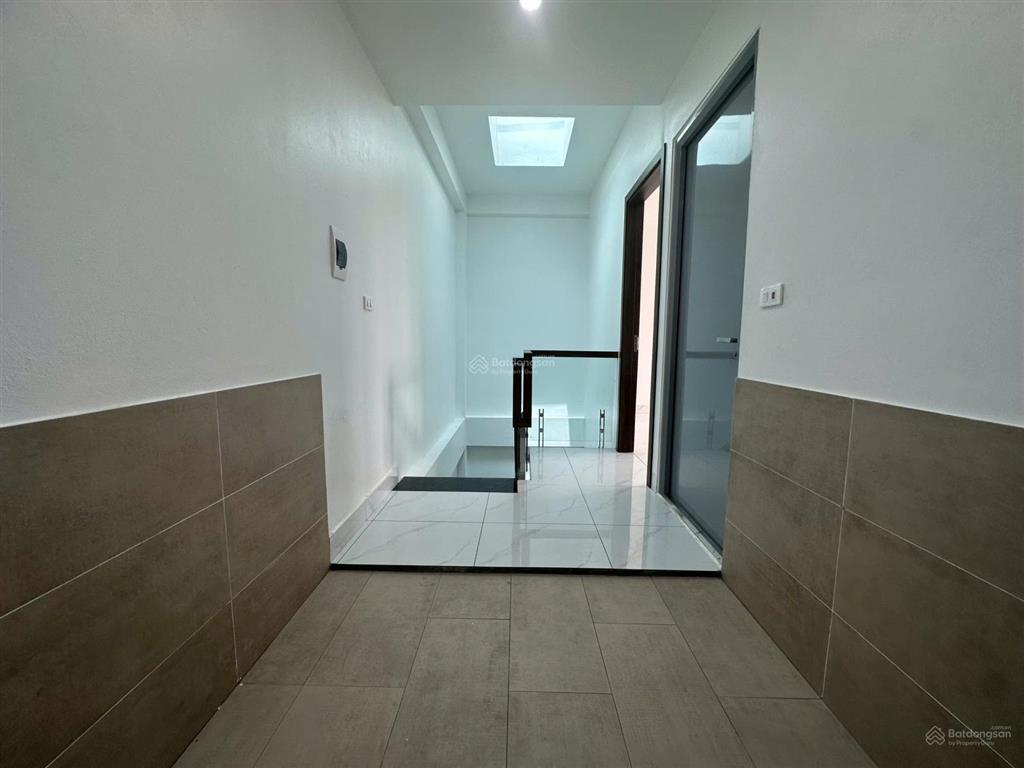 Bán nhà riêng an khánh, hoài đức. 36m2 xây 5 tầng full nội thất. cách 25m đến đại lộ thăng long